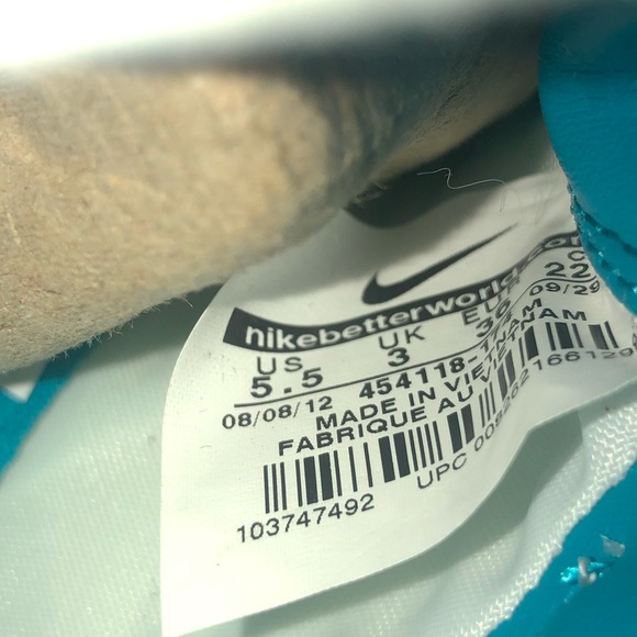 NWT nike soccer cleats - Picture 6 of 6